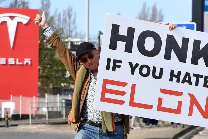 Protests against Musk and Tesla