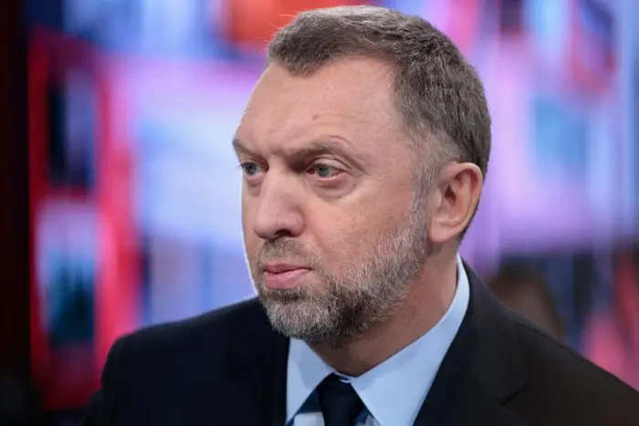 Sprawa dotycząca prostytucji nieletnich. Imię oligarchy Deripaski zniknęło z aktu oskarżenia