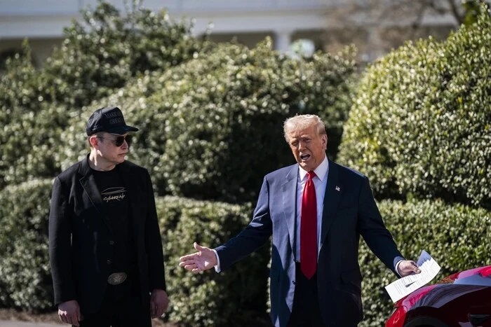 Trump rozważa rewizję decyzji Muska i jego departamentu, mimo ich «efektywności»