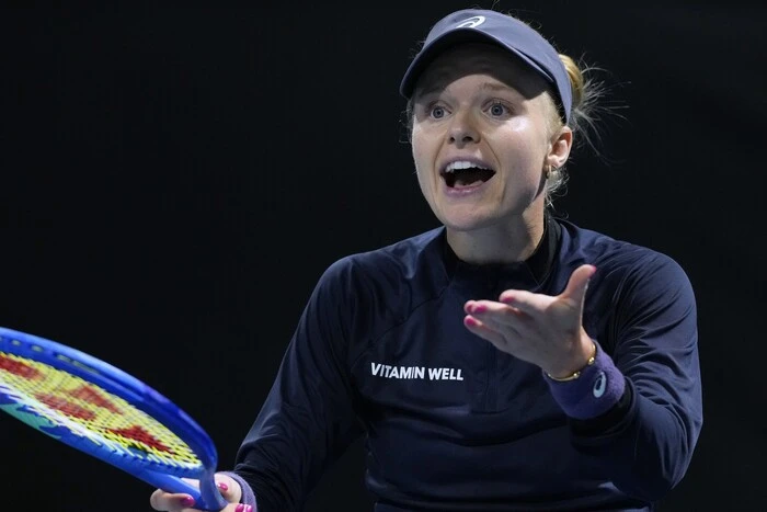 Photo of tennis player Dart against smell
