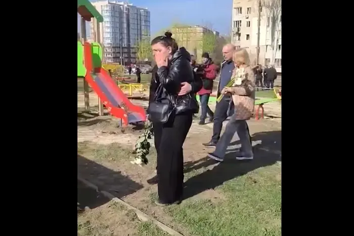 Zeleński podał imiona dzieci, które zginęły w wyniku uderzenia w Krzywym Rogu