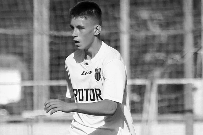 Śmierć przy komputerze: w Rosji zmarł 16-letni piłkarz