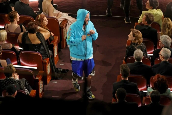Kurier na Oscarach. Adam Sandler