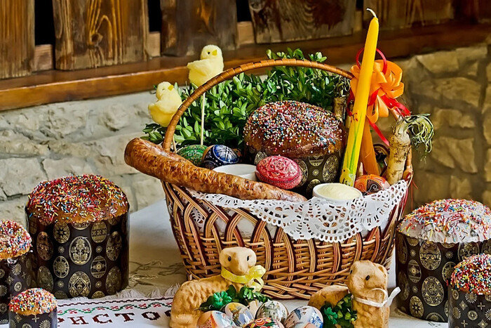 Cleaning the home before Easter