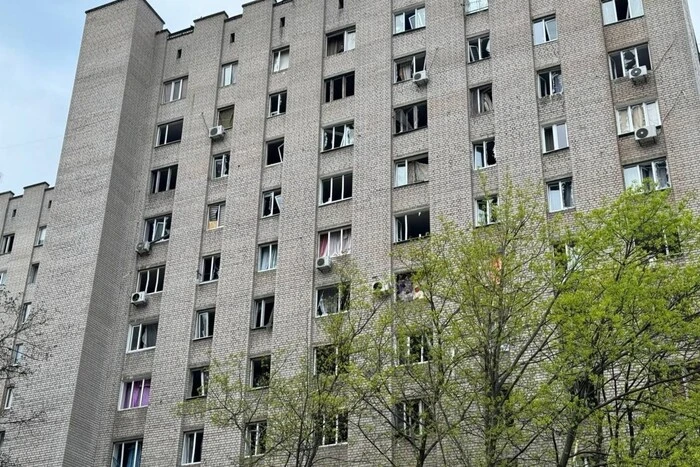 Zginęła dziewczynka, która bawiła się na huśtawce. Co wiadomo o poszkodowanych po ataku na Dnipro