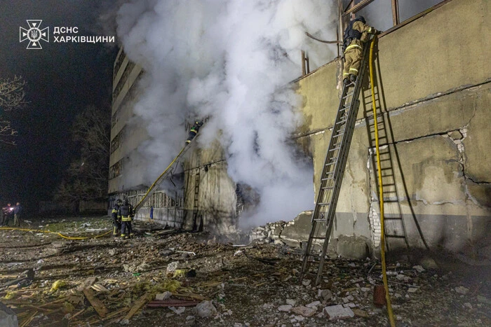 Rosjanie zaatakowali dronami Charków, wybuchły pożary (aktualizacja)