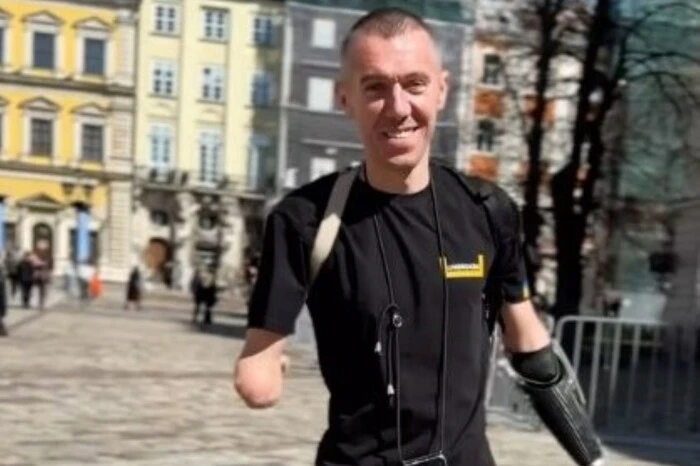 A warrior who lost his limbs in war