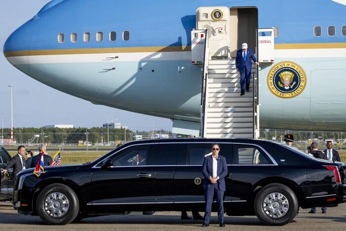 Trump ist in den Niederlanden zum NATO-Gipfel angekommen