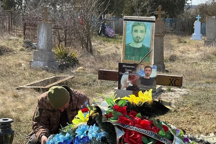 Der Bildhauer Shevchenko, der als gefallen galt, starb im SZCH
