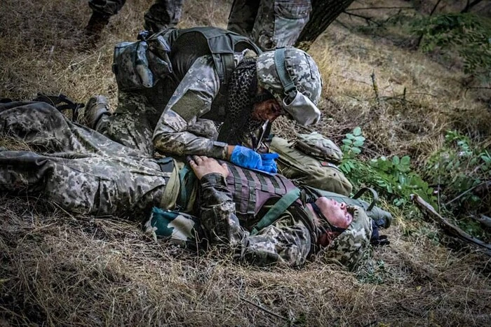 Marines sacrificed themselves to save the wounded