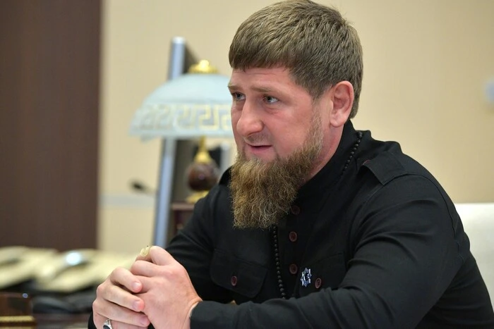 Kadyrov loots Mariupol