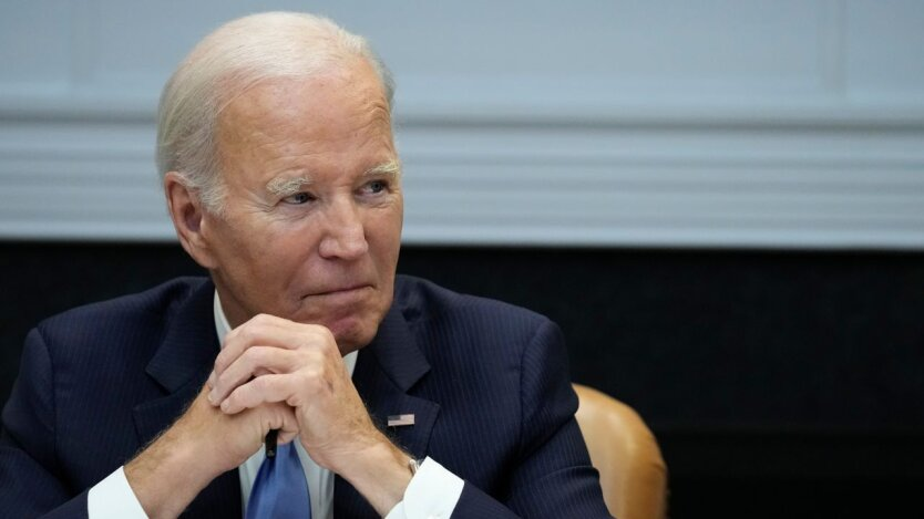 Biden powstrzymuje wewnętrzne uczucie wobec Rosji jako silnego wroga - obserwator