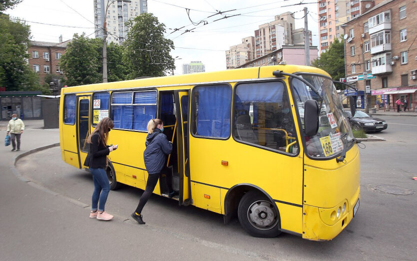 Rewolucja transportowa na Ukrainie: ekspert wymienił nieoczekiwaną alternatywę dla marszrutków