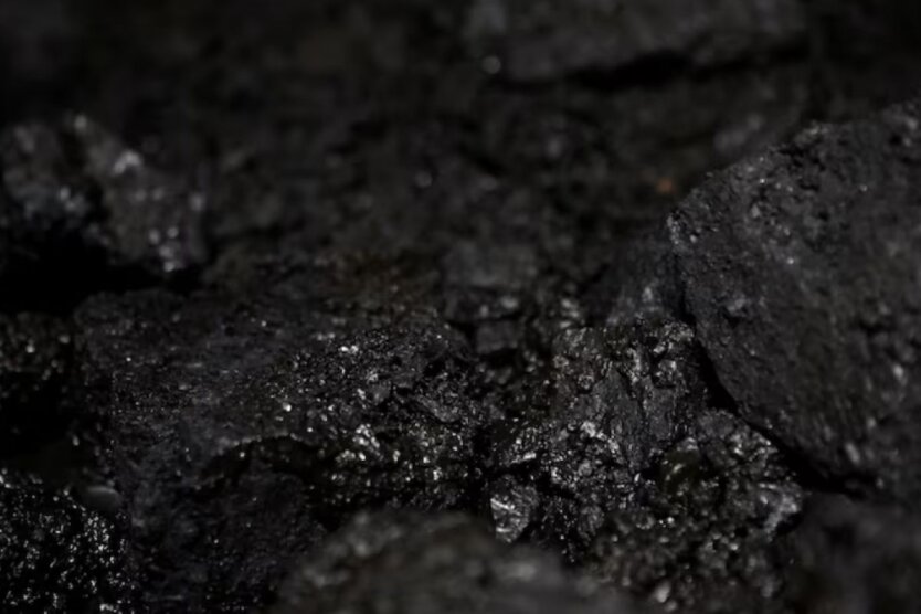 Китай ввозить російське вугілля