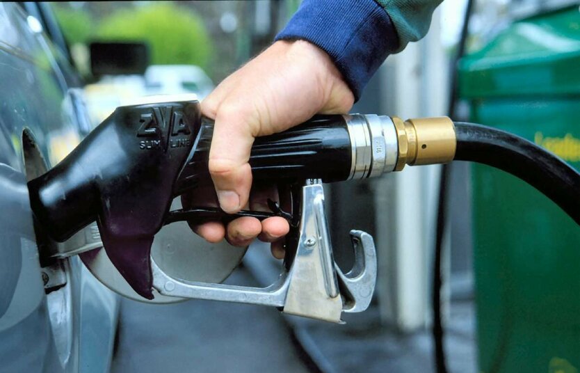 Ukraińcom pokazano ceny paliw w różnych regionach: gdzie jest tańszy benzyna, diesel i gaz