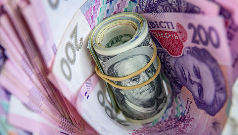 Privat, Oschad, PUMB: Ukraińcom pokazano, ile kosztują dolar i euro w bankach