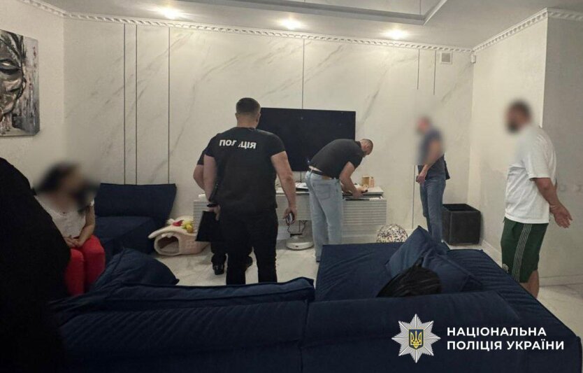 Найкращий друг Гусакова намагався втекти на авто і наїхав на поліцейського: що відомо про затримання