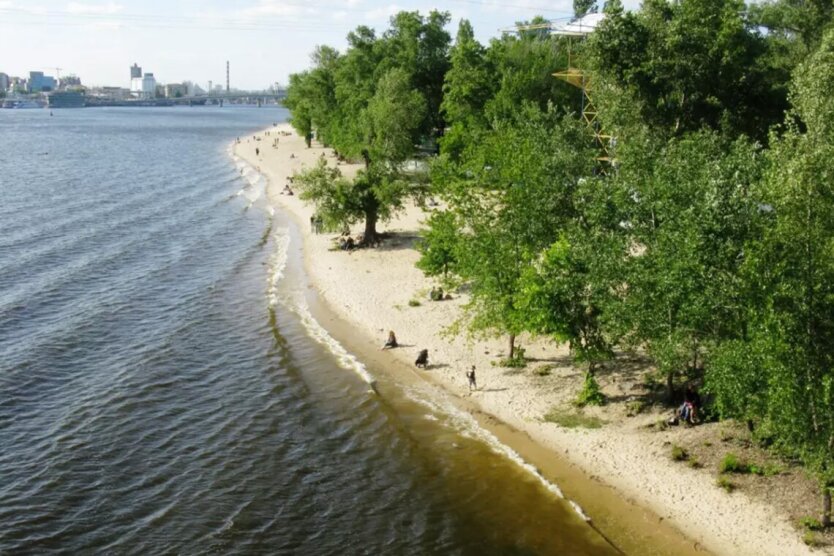 Niebezpieczeństwo na plażach: 12% miejsc kąpieli na Ukrainie zanieczyszczonych pałeczkami jelitowymi