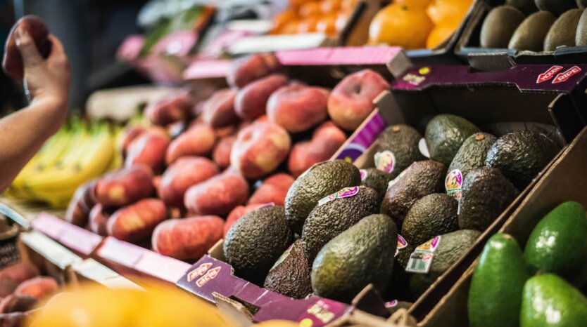 Die staatliche Behörde für Verbraucherschutz reagierte auf Gerüchte über giftige Avocados in der Ukraine