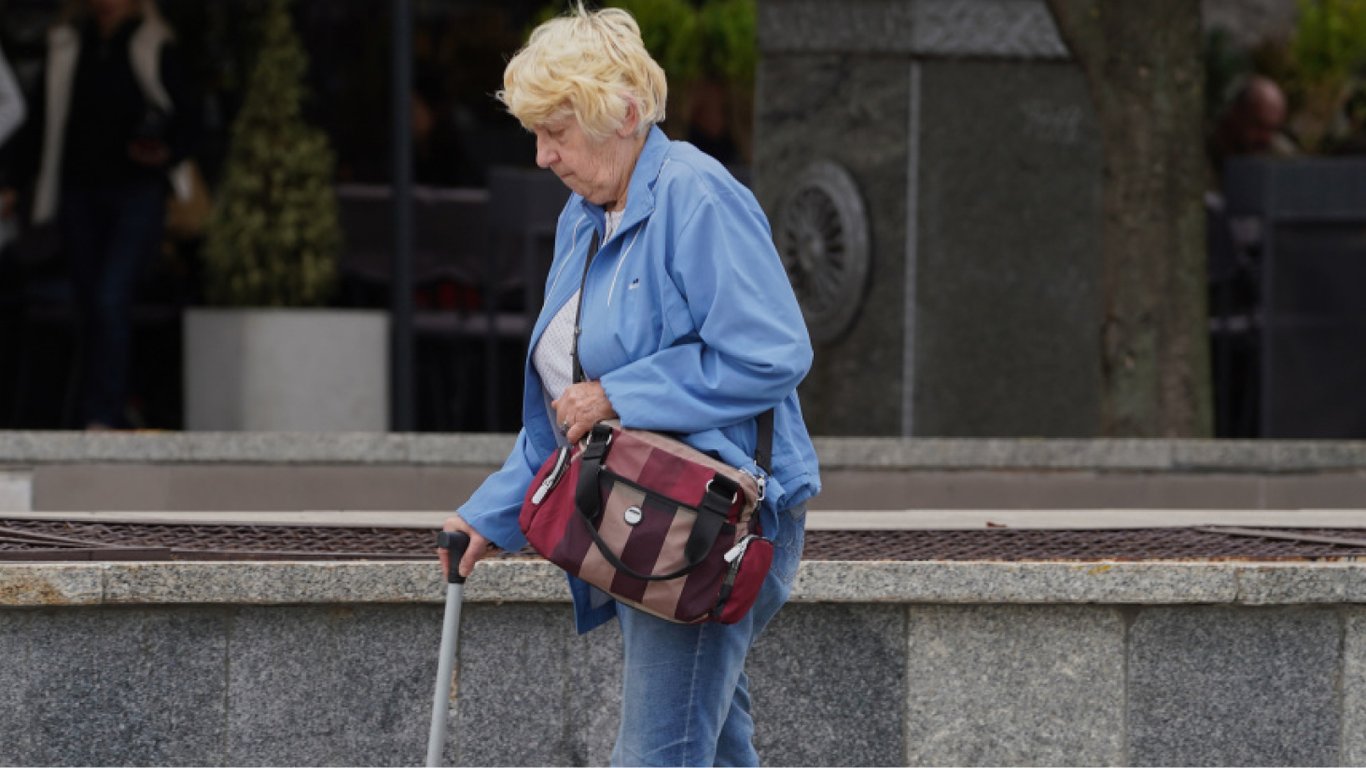 Additional 300 UAH — how pensioners can receive an allowance