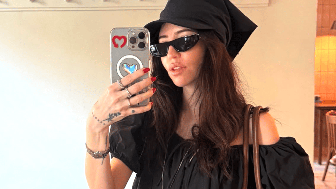 Drei Trends in einem Look - stilvolles Outfit von Dorofeeva