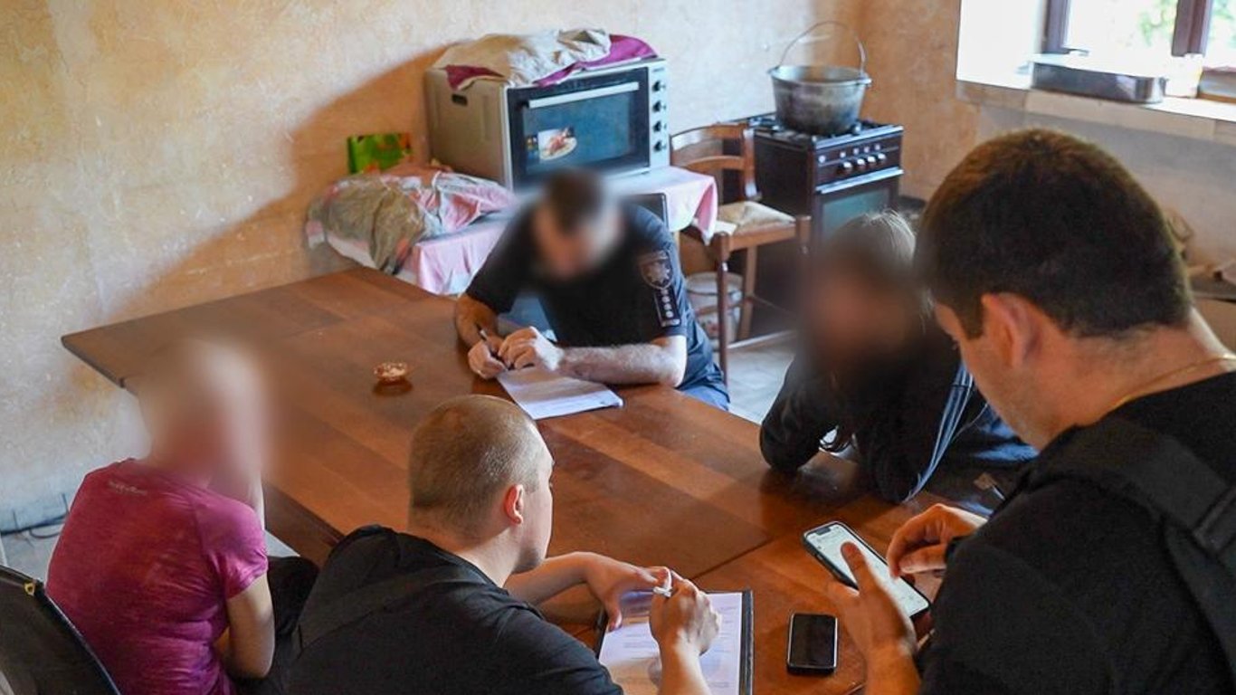 Тримали в рабстві — в Одесі накрили реабілітаційний центр