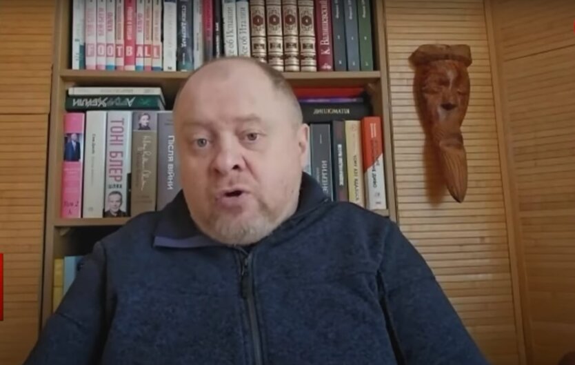 У крану вода