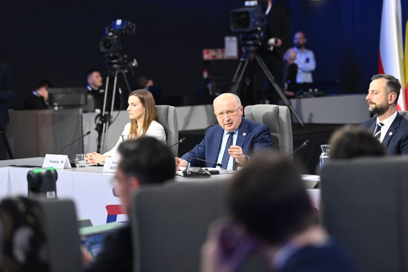 Российские военные во время учений